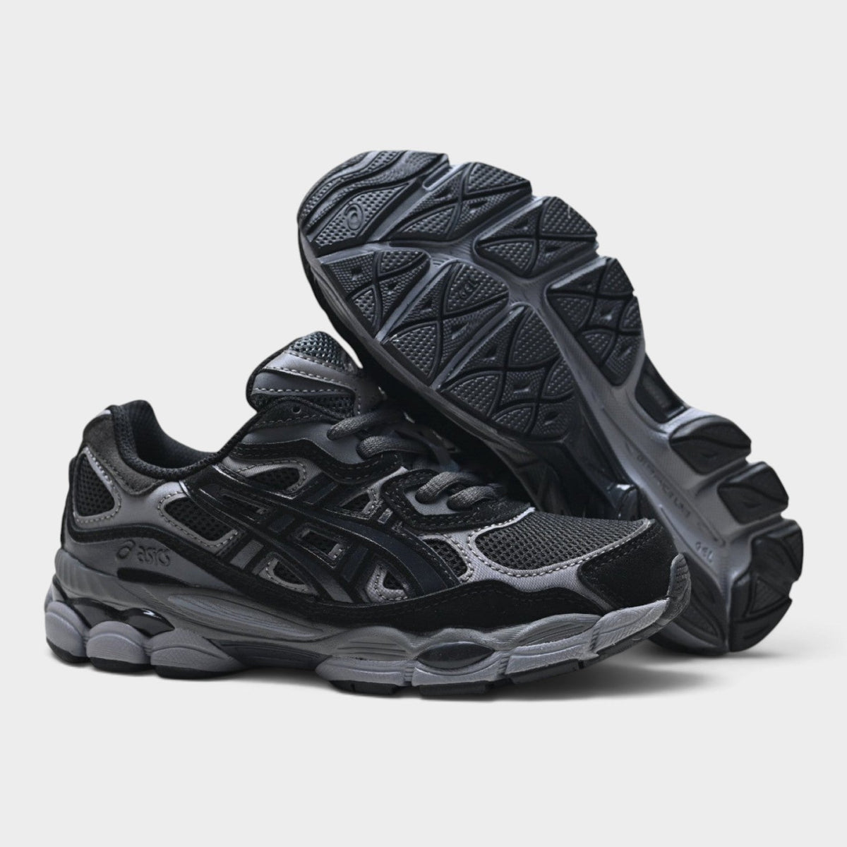 ASICS GEL-NYC Men’s SportStyle Trainers