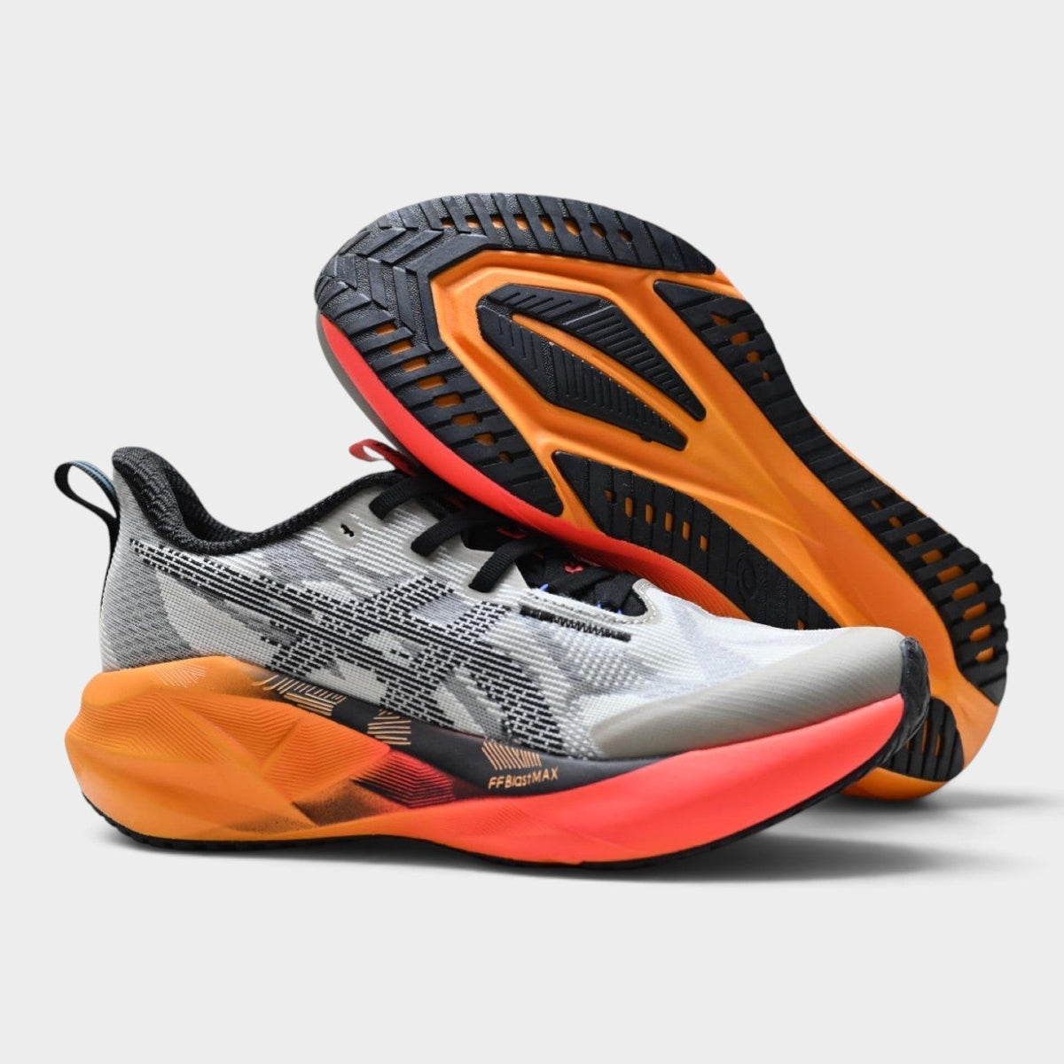 ASICS Novablast 5 Women’s Lightweight Cushioned Road Running Shoes