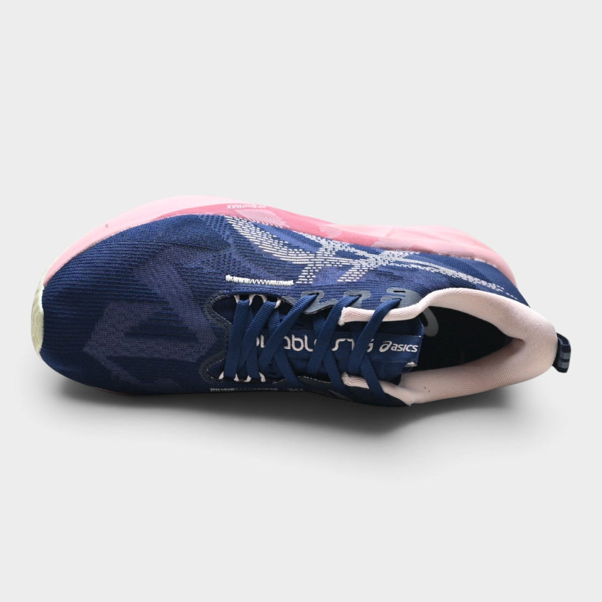 ASICS Novablast 5 Women’s Lightweight Cushioned Road Running Shoes